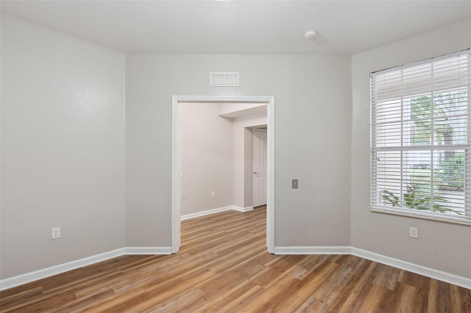 CARRIAGE HOMES/STONEBRIDGE COM - Residential