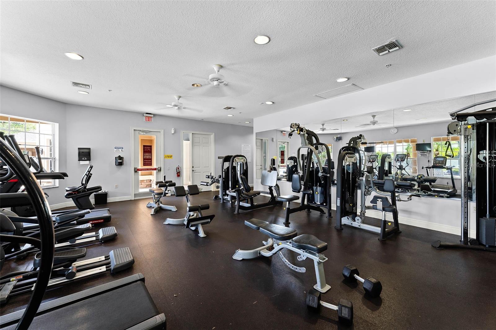 CARRIAGE HOMES/STONEBRIDGE COM - Residential