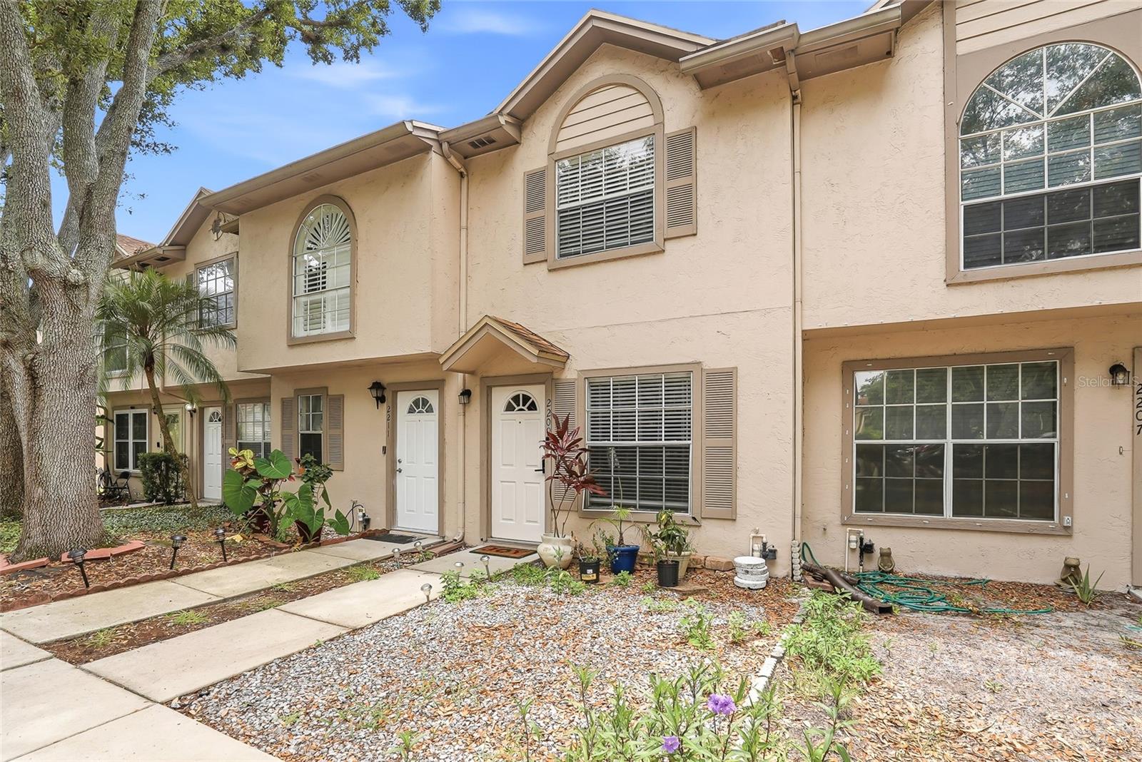2209 FLETCHERS POINT CIRCLE