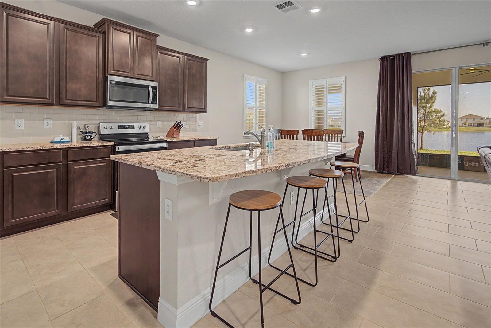 MANGROVE MANOR PH 1 - Residential