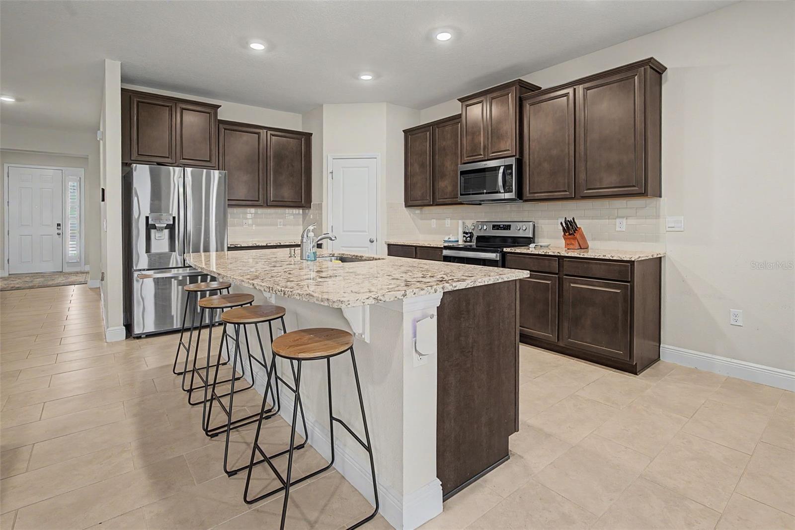 MANGROVE MANOR PH 1 - Residential