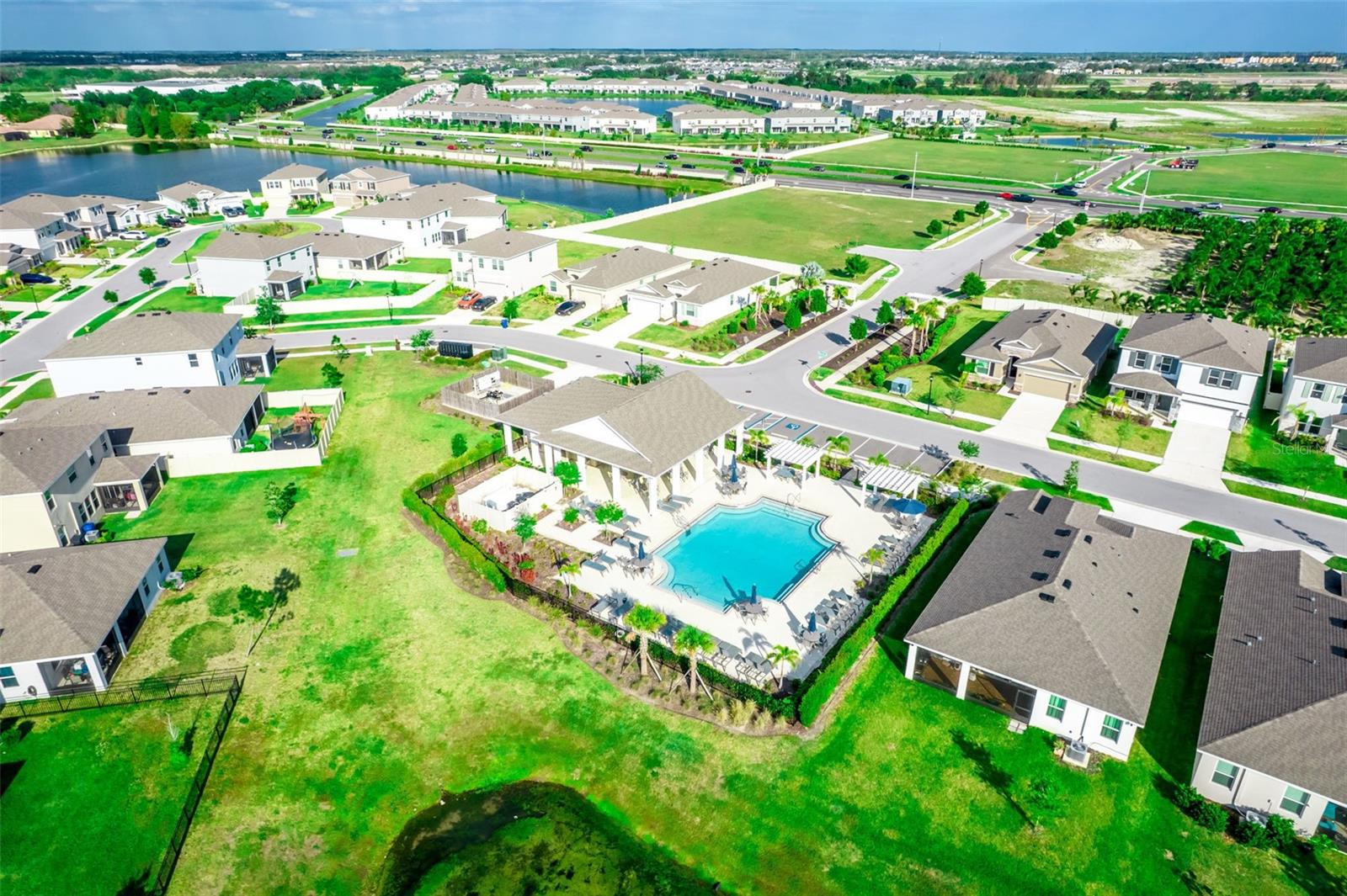 MANGROVE MANOR PH 1 - Residential