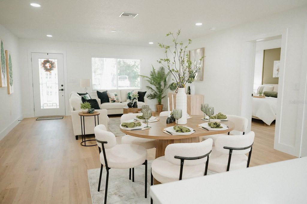 Photo of 909 Lake Charles Circle, Lutz, FL 33548 (MLS # TB8437348)