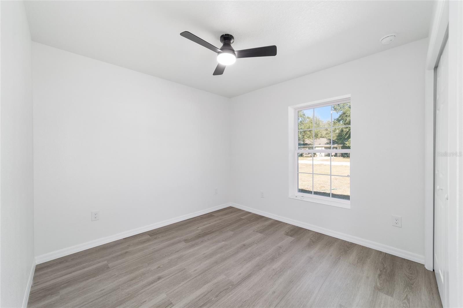 RAINBOW LAKES ESTATES - Residential