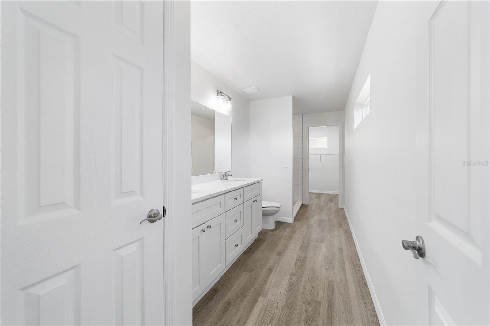 RAINBOW LAKES ESTATES - Residential