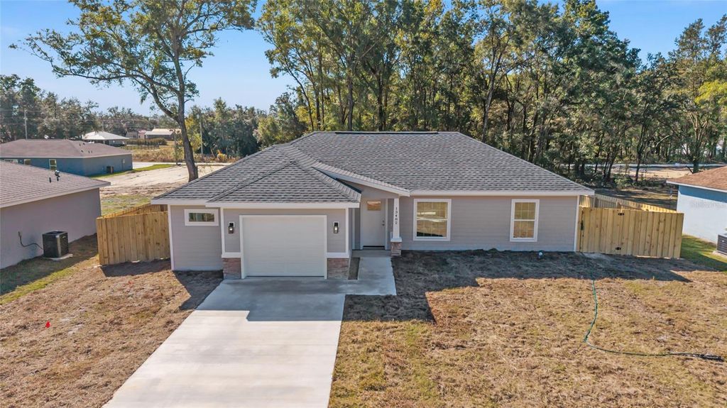 Photo of 24310 NW Falcon Avenue, Dunnellon, FL 34431 (MLS # OM716194)