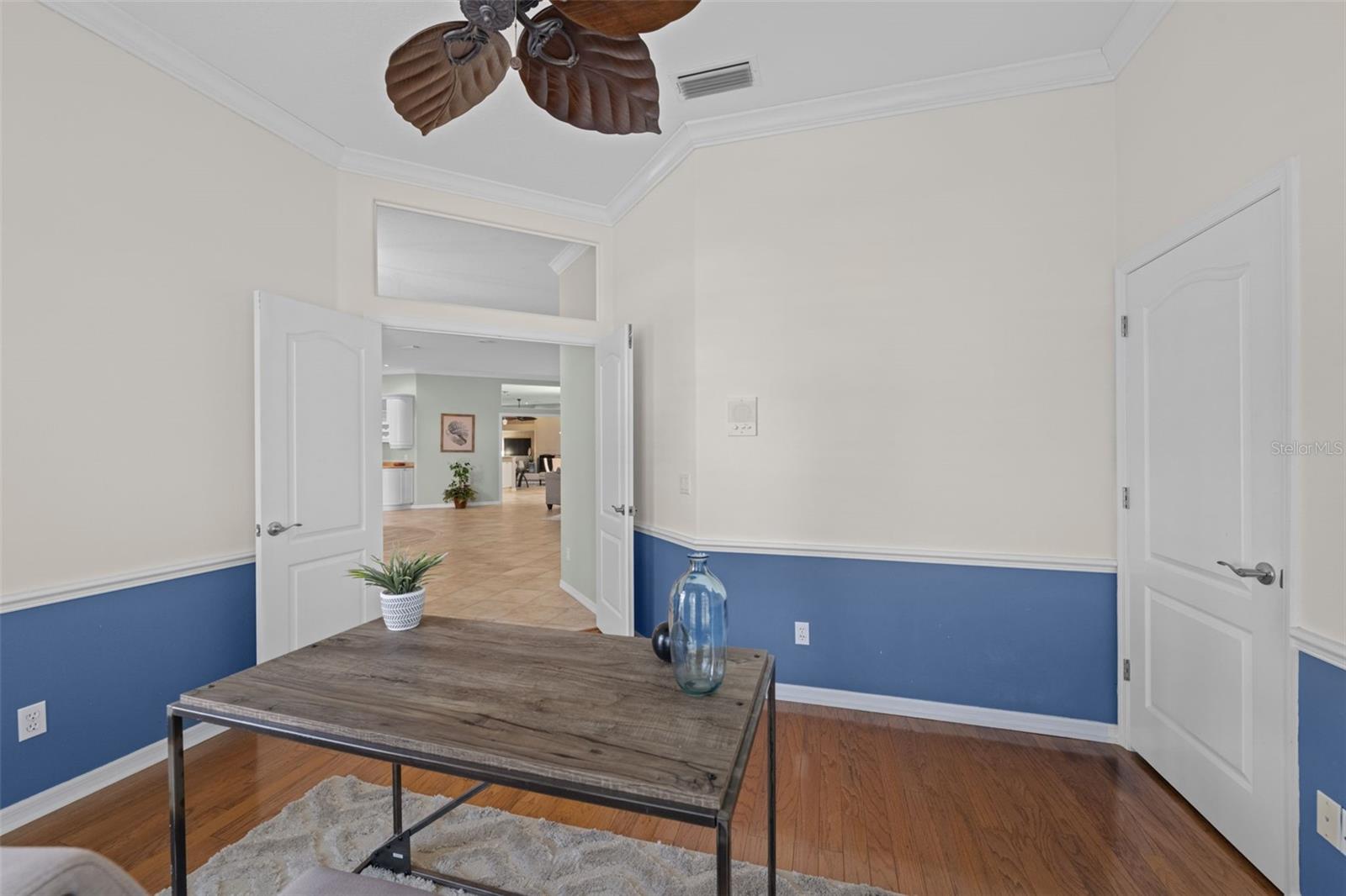 HUNTINGTON POINTE - Residential