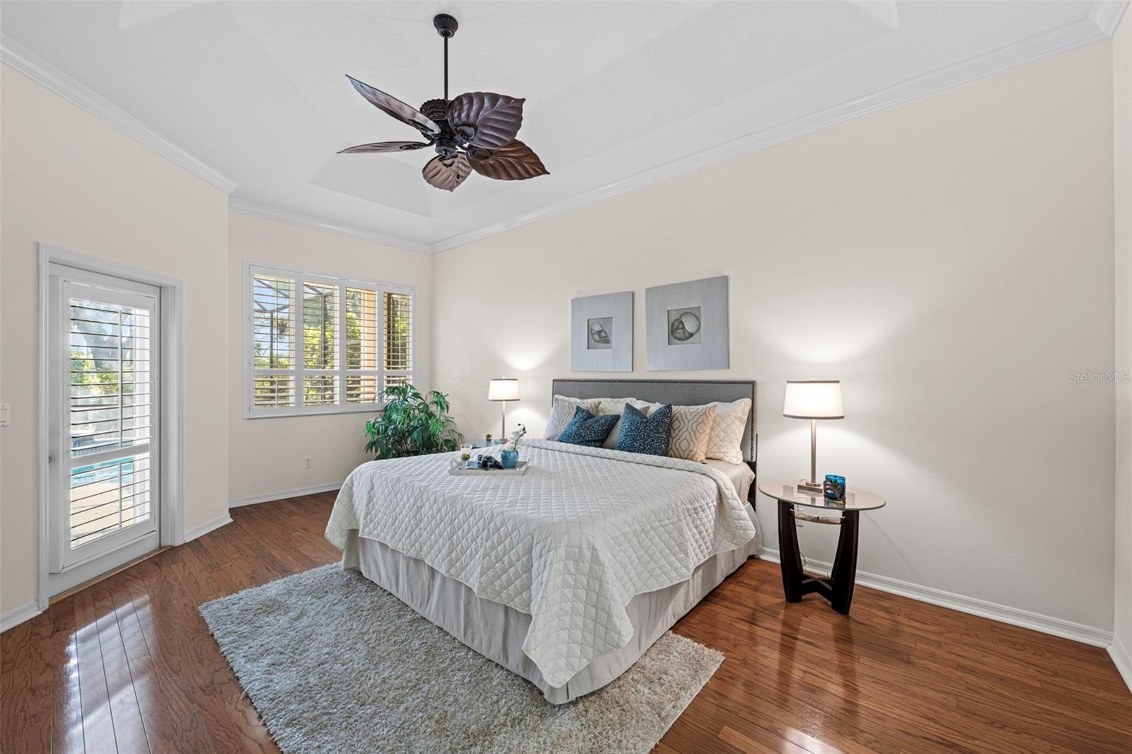 HUNTINGTON POINTE - Residential