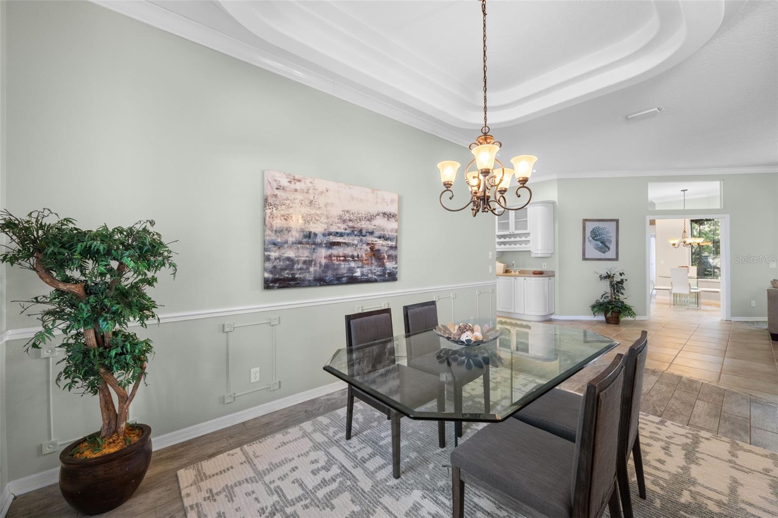 HUNTINGTON POINTE - Residential