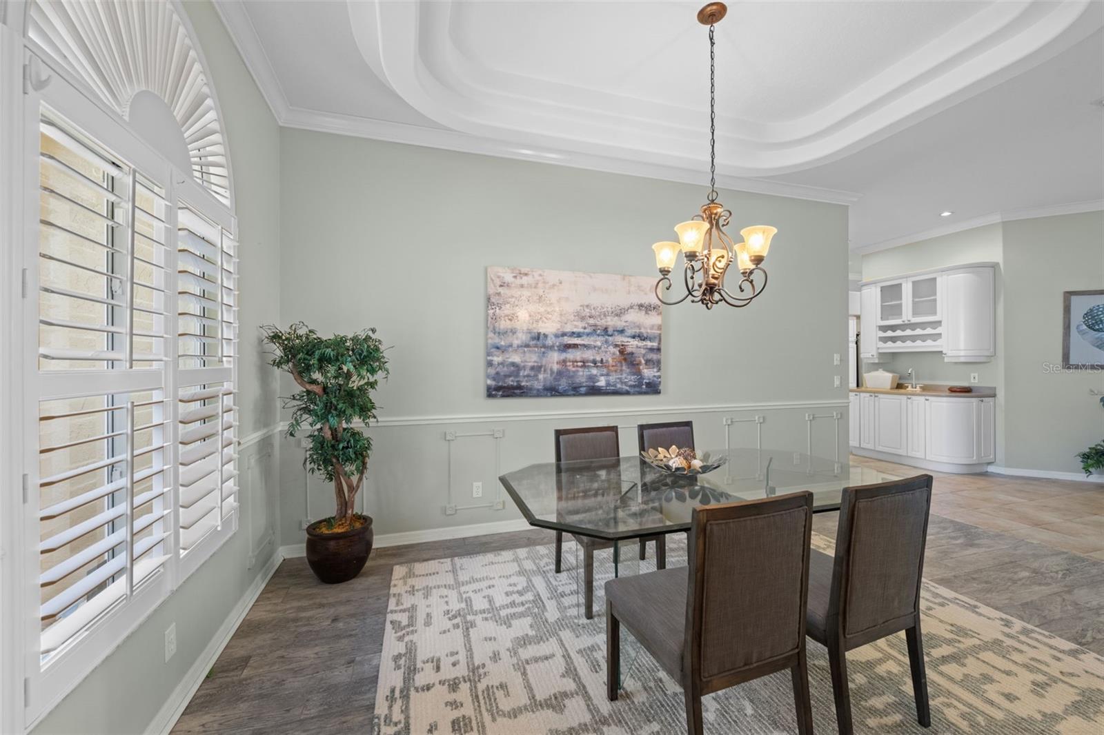 HUNTINGTON POINTE - Residential
