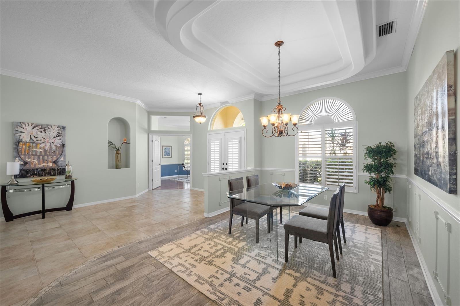 HUNTINGTON POINTE - Residential