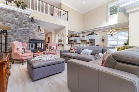 Tiny photo for 404 Long And Winding Road, Howey In The Hills, FL 34737 (MLS # O6365975)