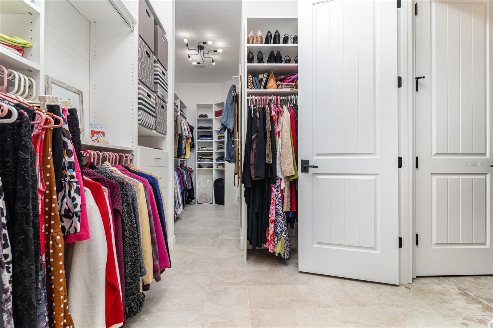 BLUE SPRING RESERVE - Residential