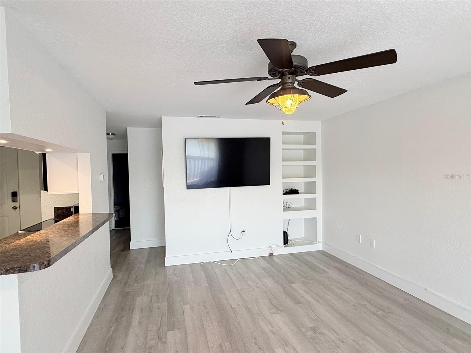 11409 8TH STREET N 1506