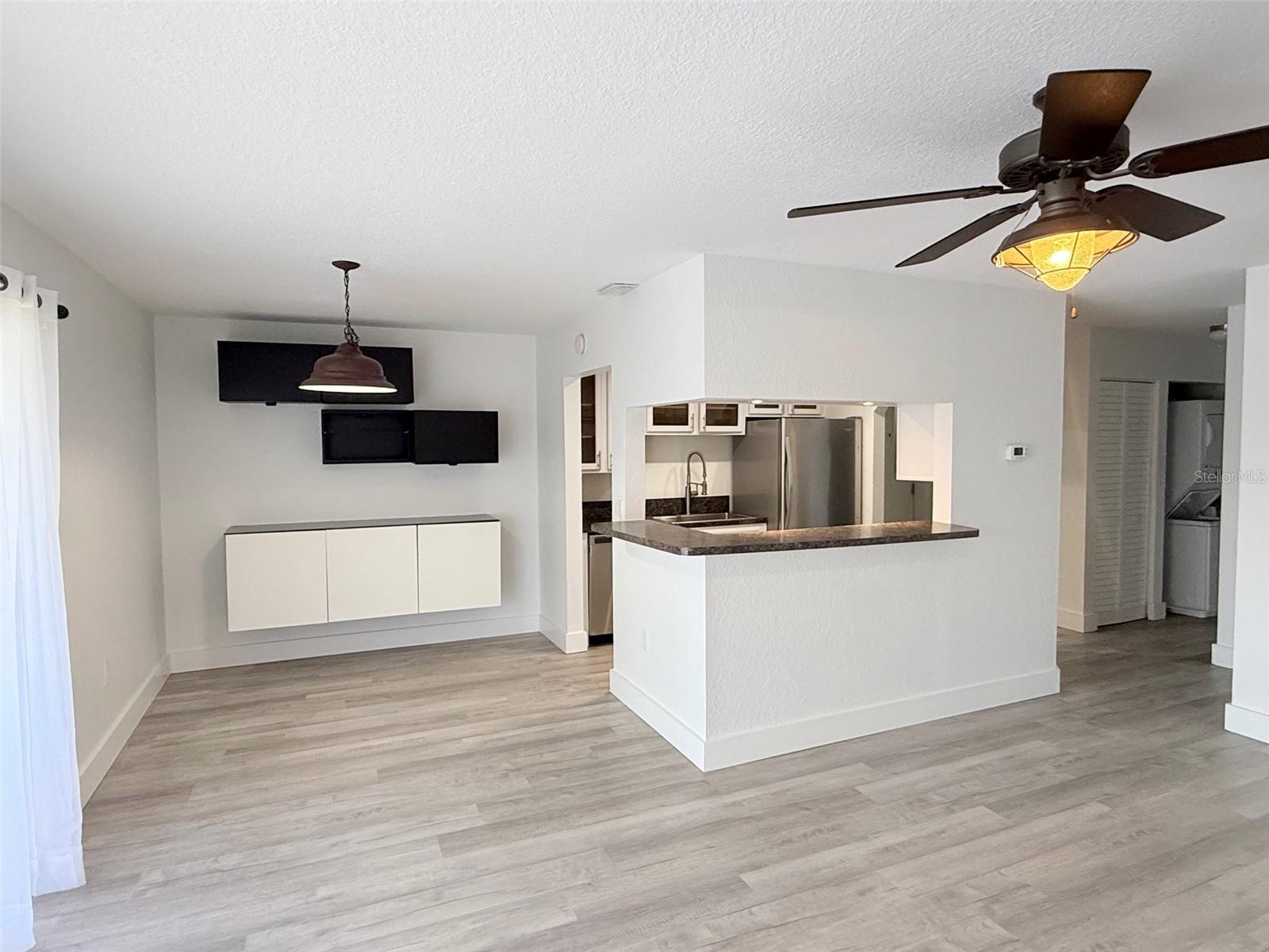 11409 8TH STREET N 1506