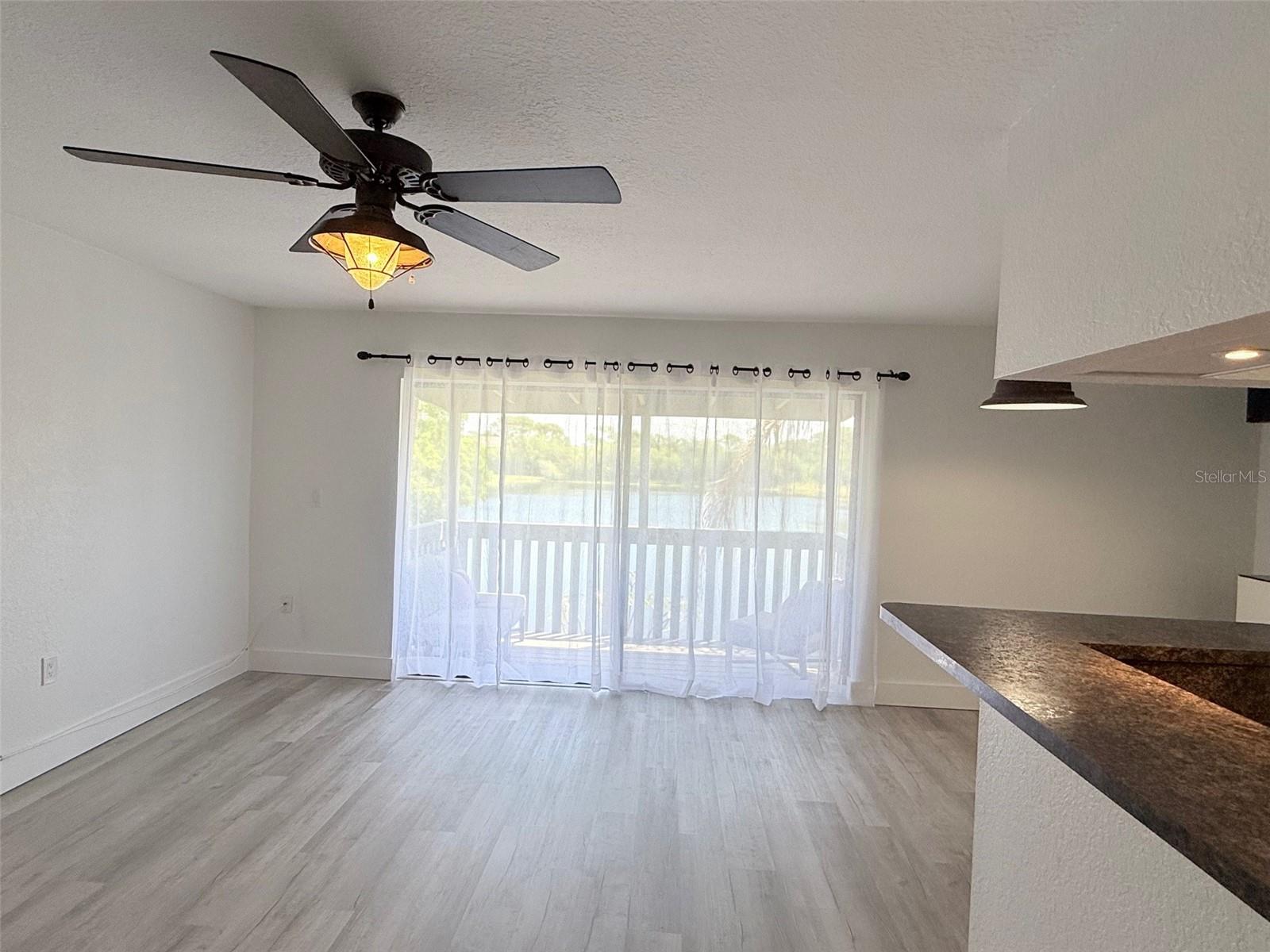 11409 8TH STREET N 1506