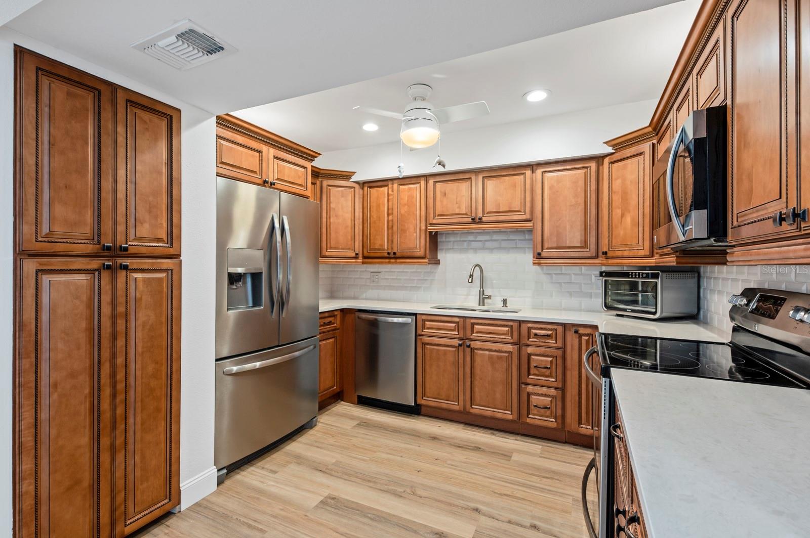 PELICAN COVE I - Residential