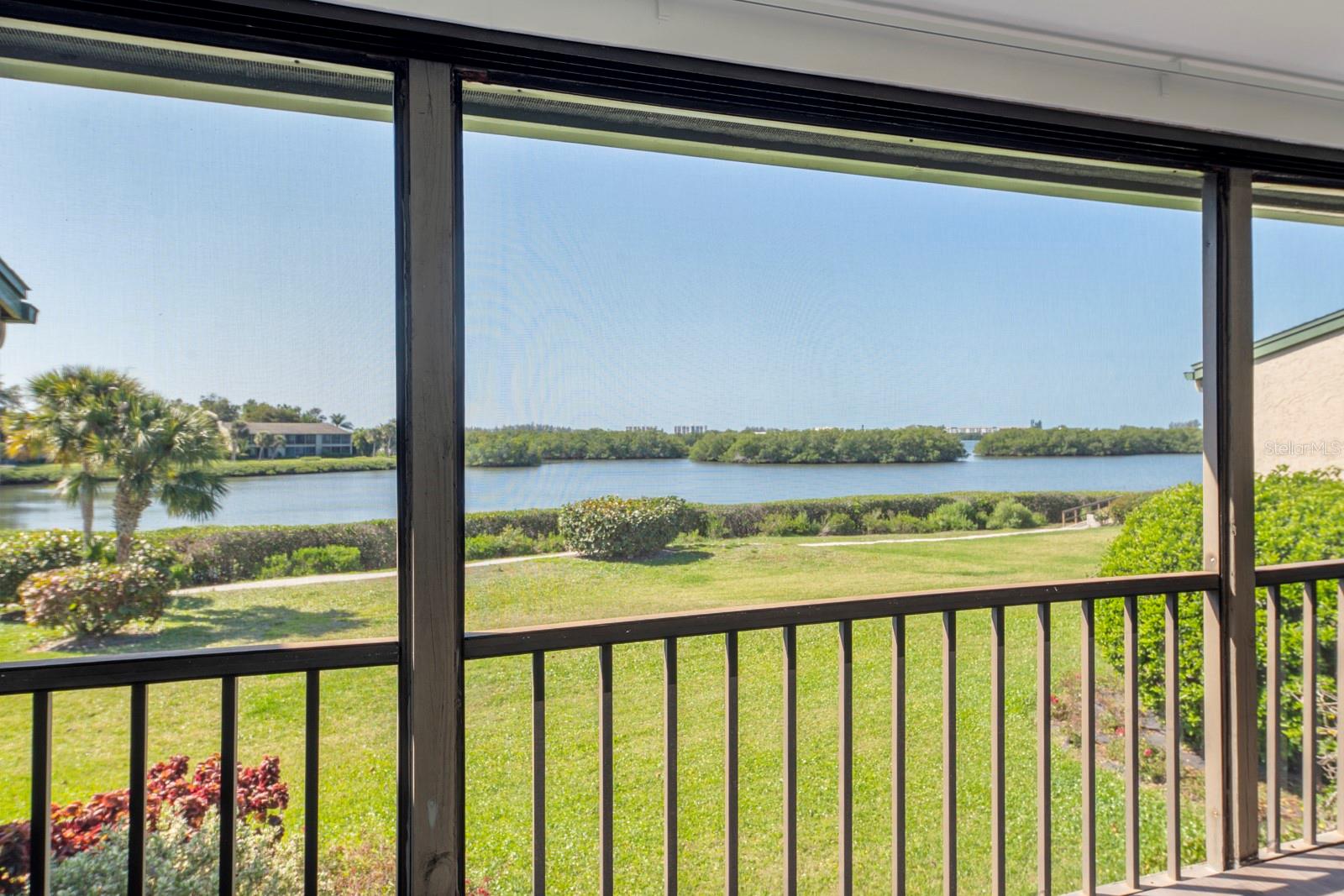 PELICAN COVE I - Residential