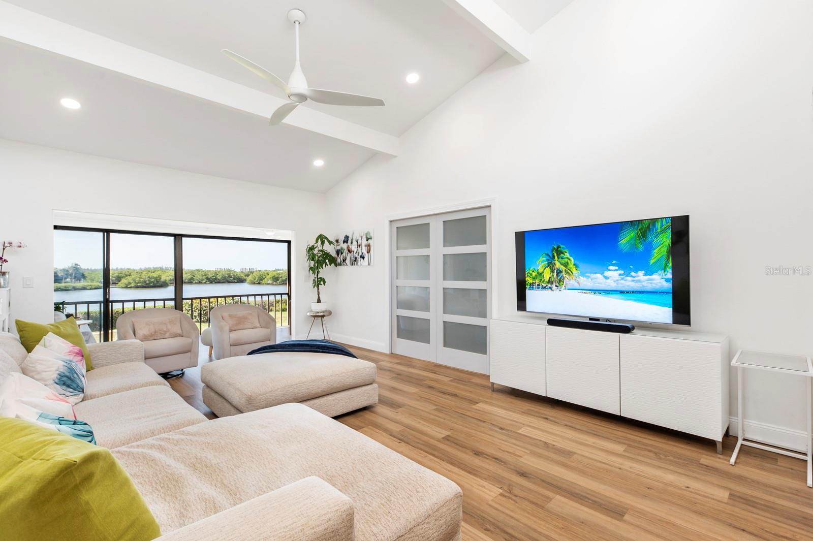 PELICAN COVE I - Residential