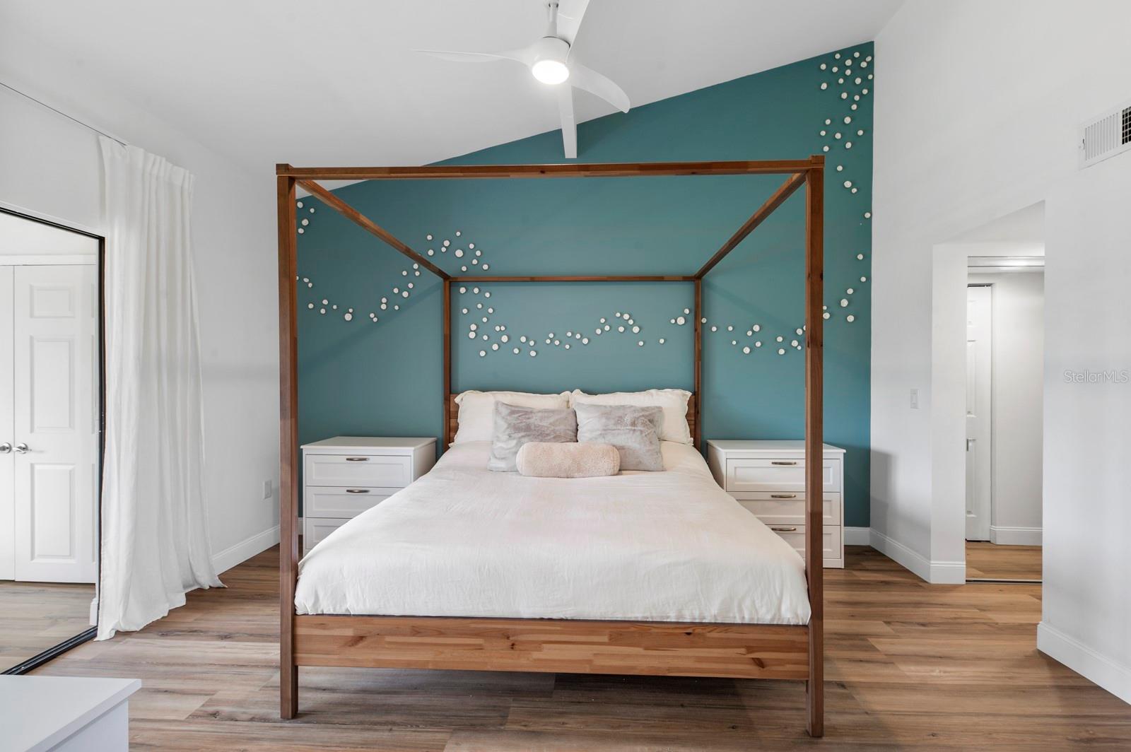 PELICAN COVE I - Residential