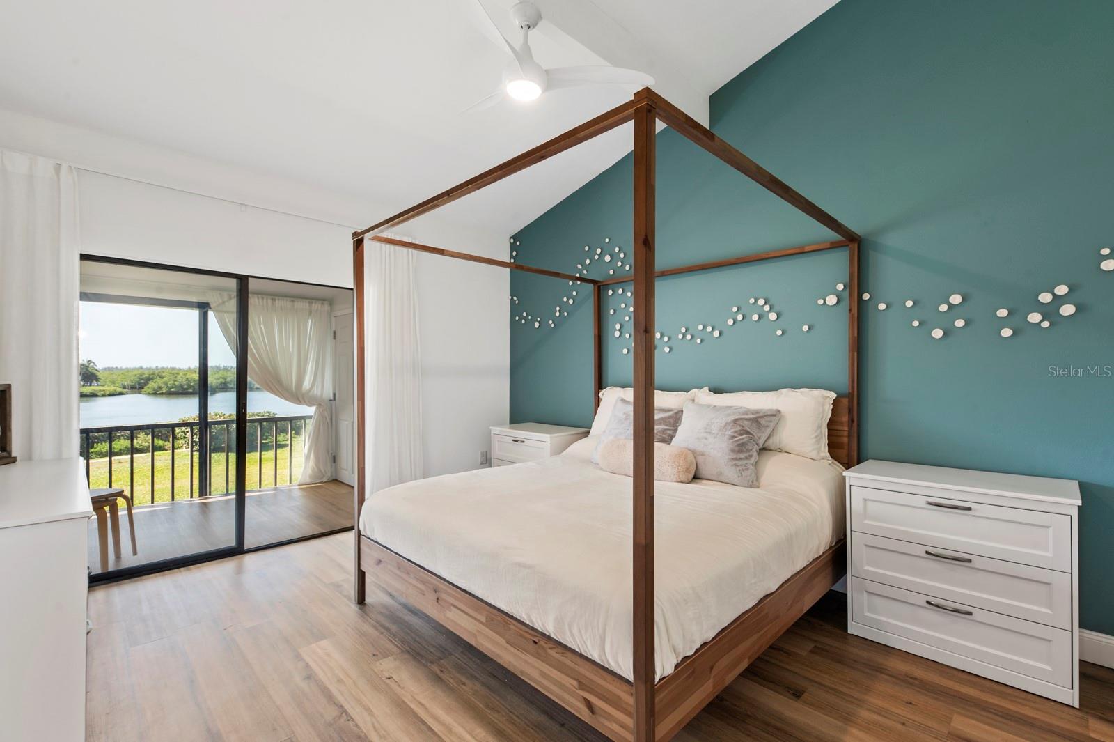 PELICAN COVE I - Residential