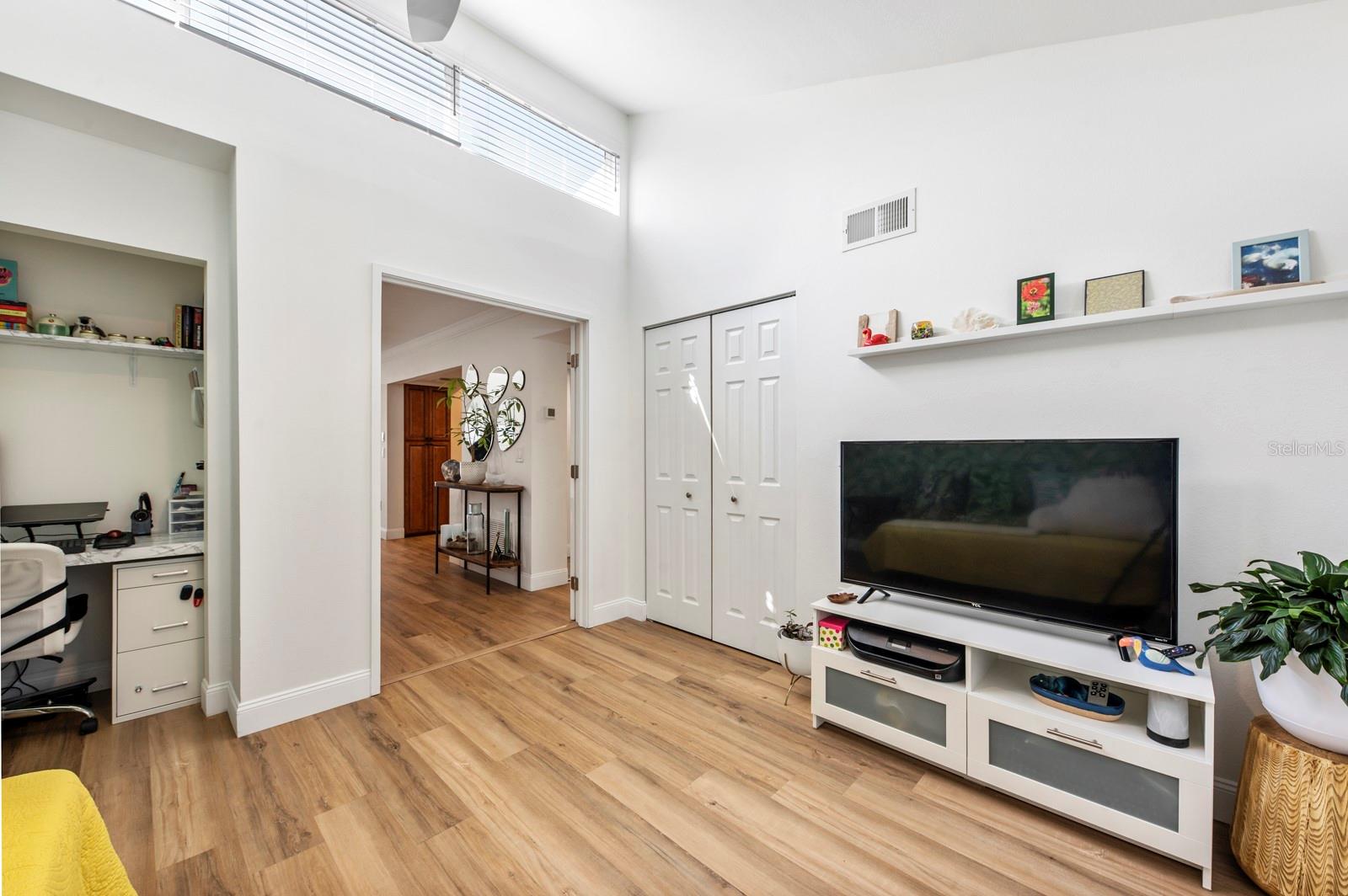 PELICAN COVE I - Residential