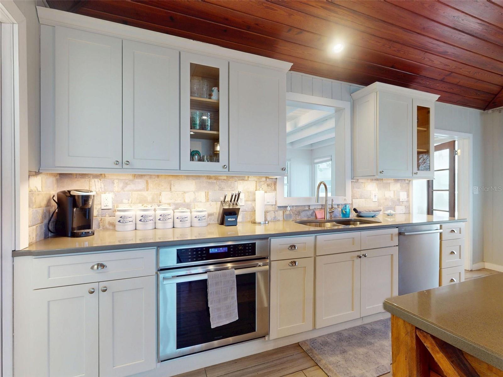 Armstrong & Johnson In Coronado Beach - Residential Lease