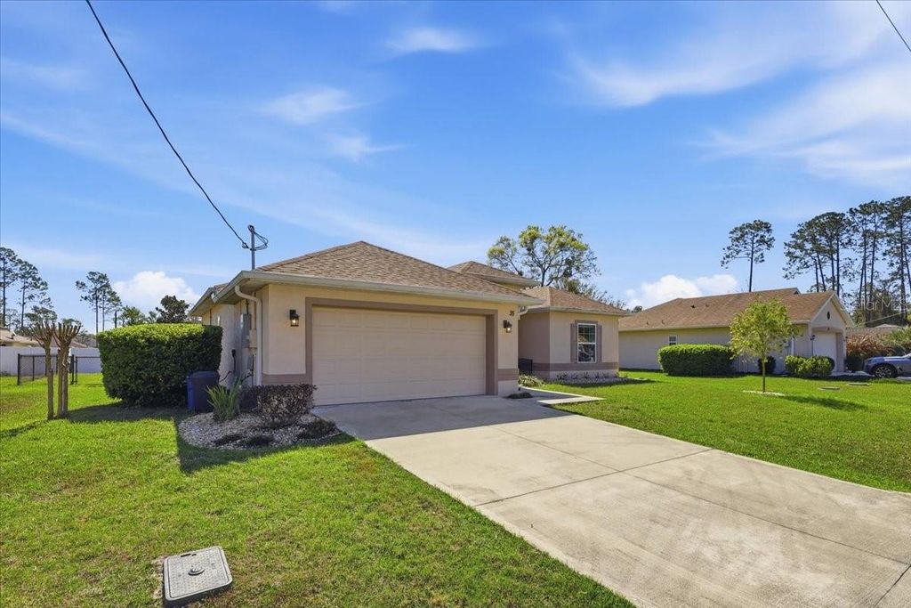 Photo of 35 Edge Lane, Palm Coast, FL 32164 (MLS # FC316844)