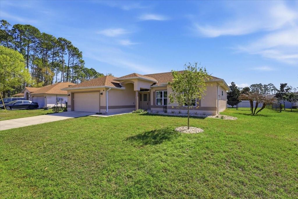 Photo of 35 Edge Lane, Palm Coast, FL 32164 (MLS # FC316844)