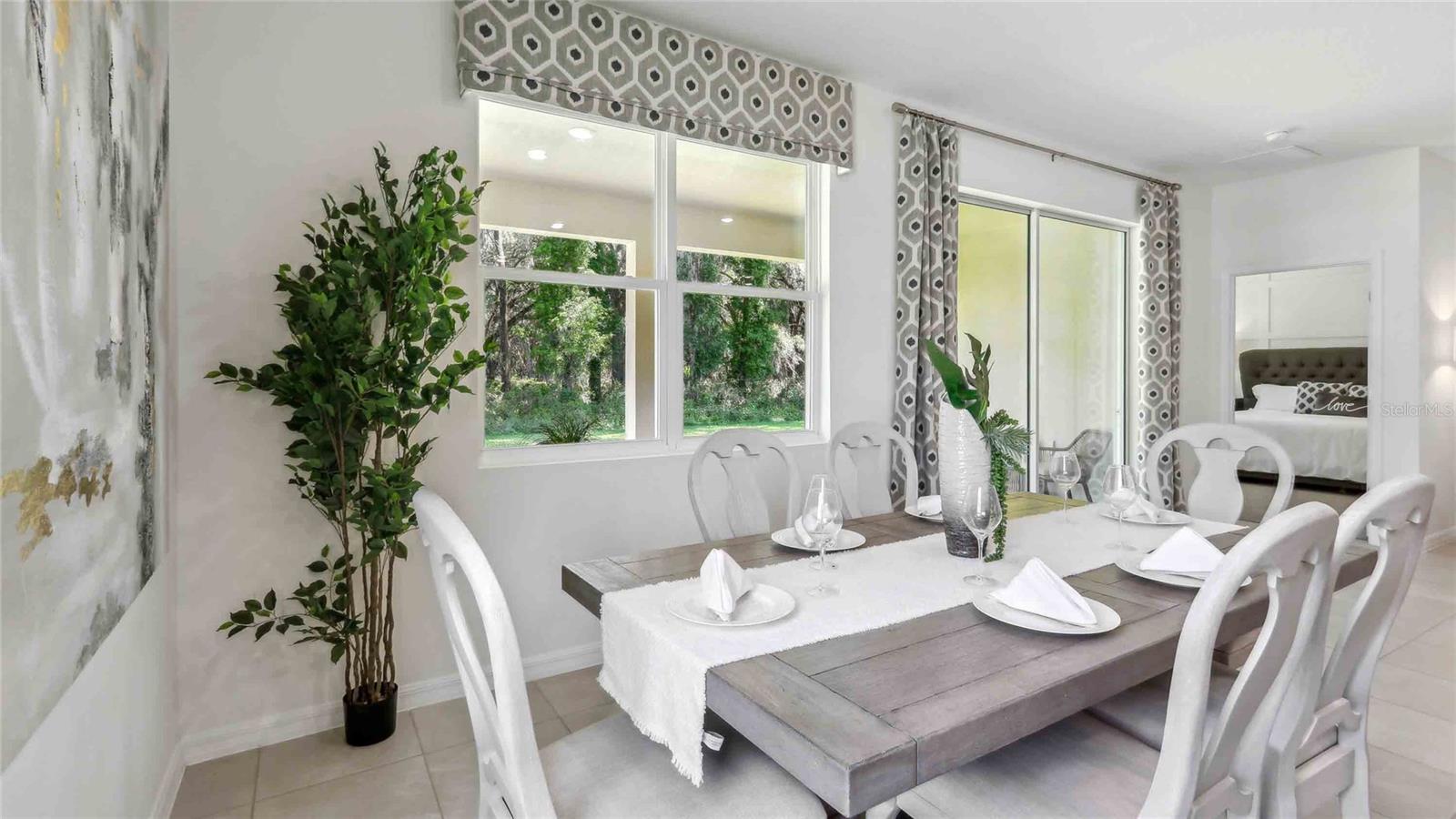 TWISTED OAKS - Residential