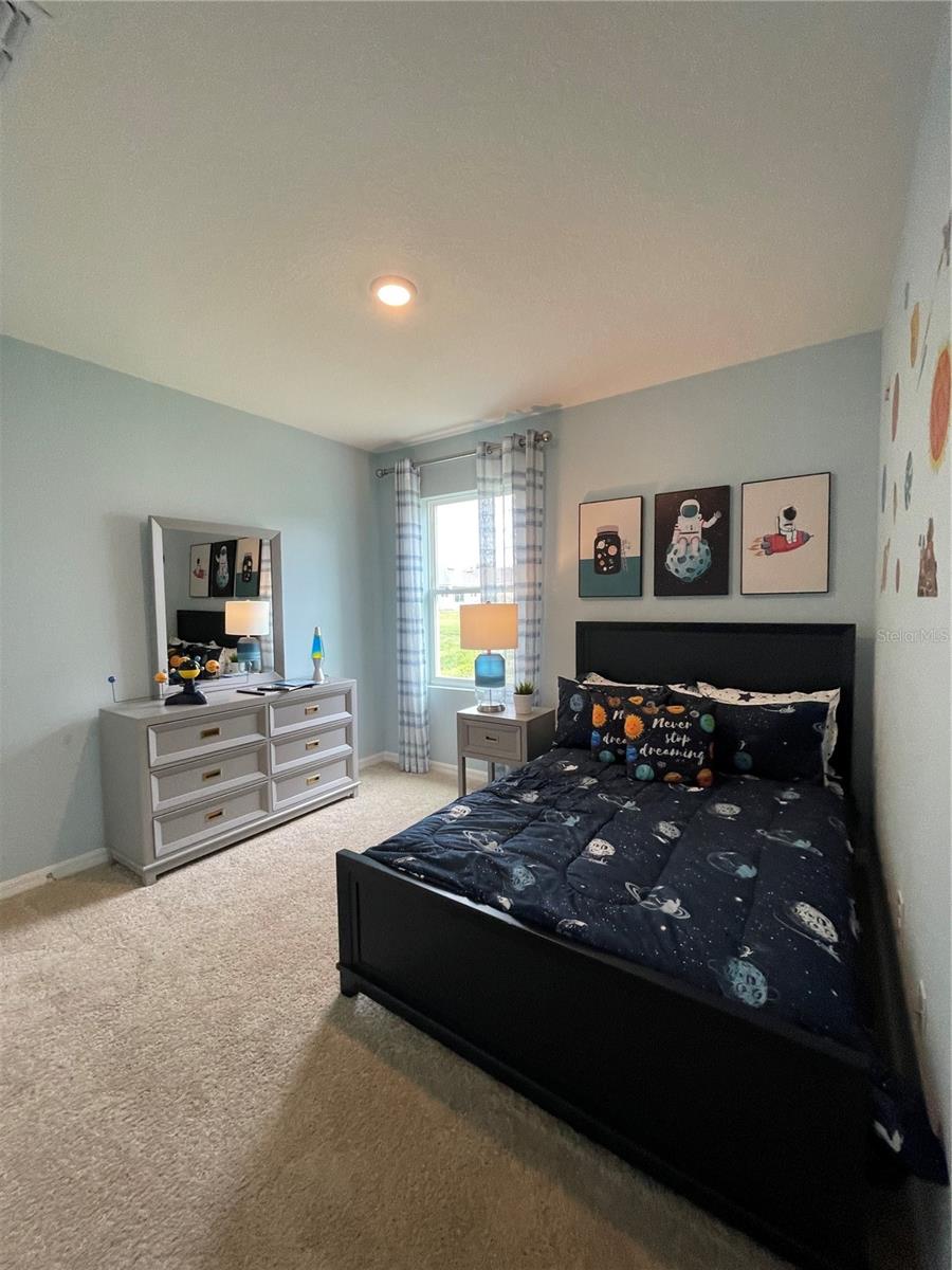 OAK POINTE SOUTH - Residential