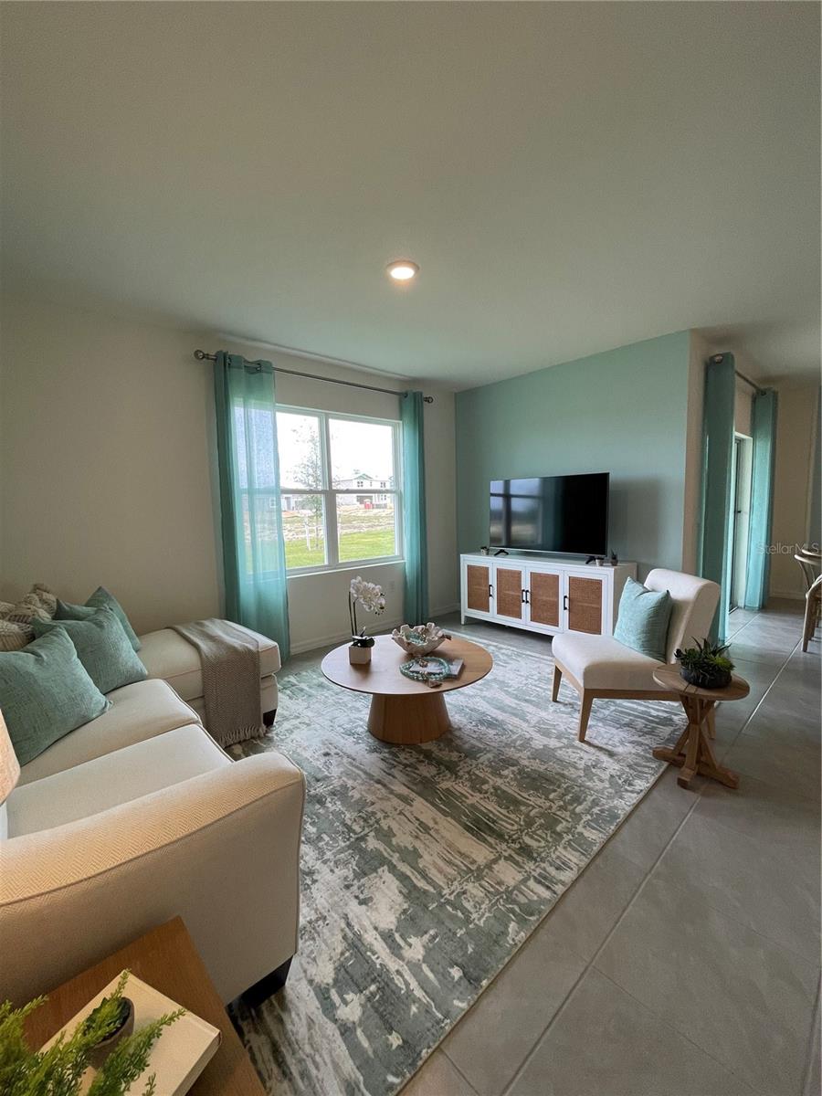 OAK POINTE SOUTH - Residential