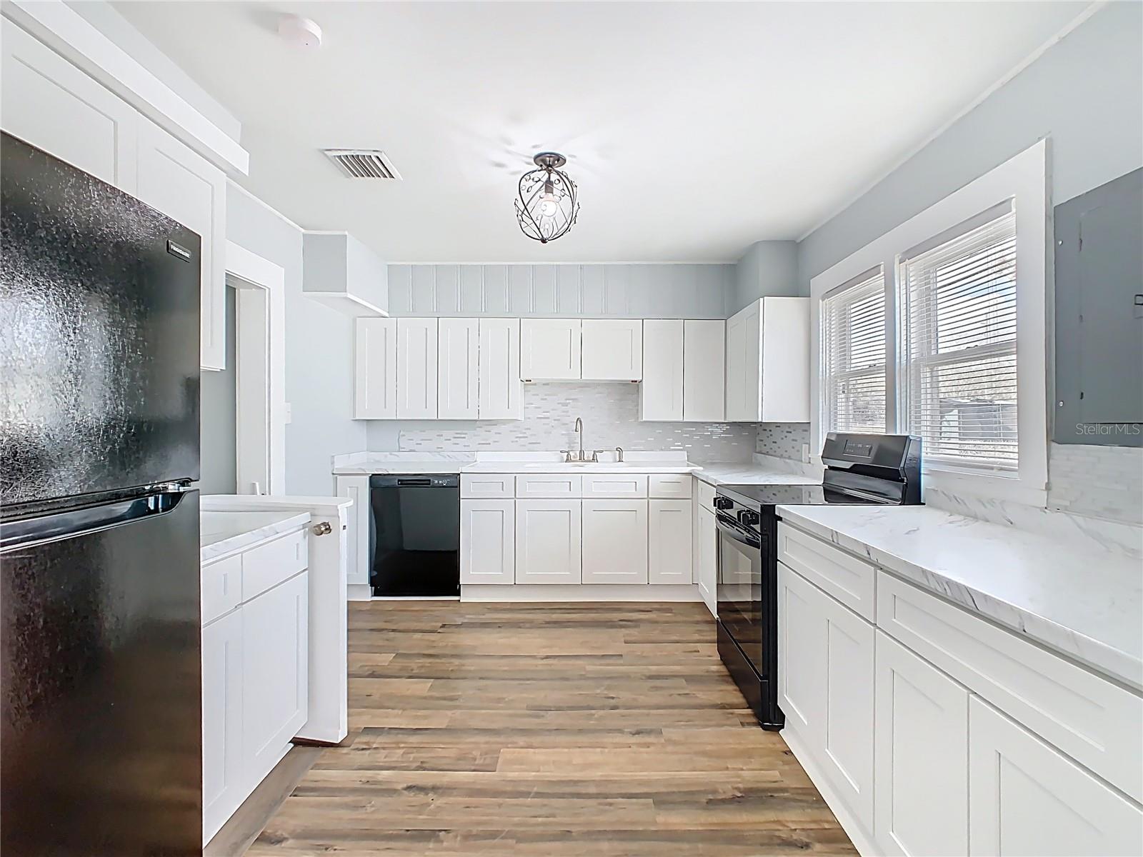 LAKEDALE RESUB - Residential