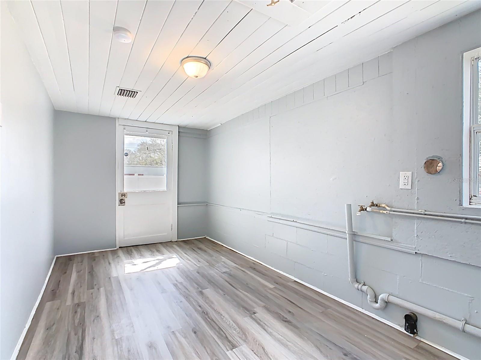 LAKEDALE RESUB - Residential