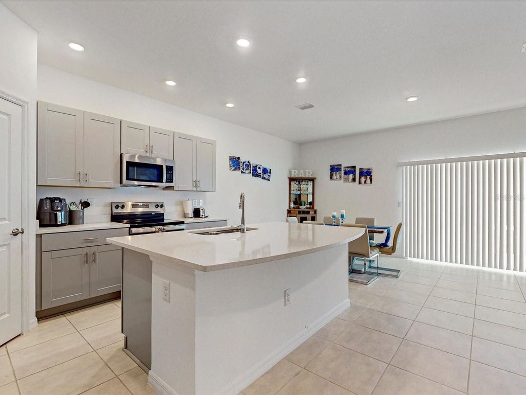 Photo of 3002 Canary Avenue, Davenport, FL 33837 (MLS # S5138188)