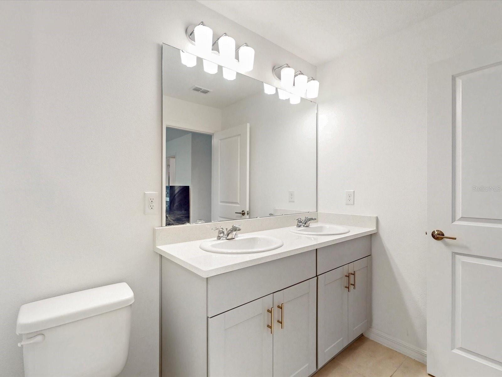 BELLA VITA PH 3 - Residential