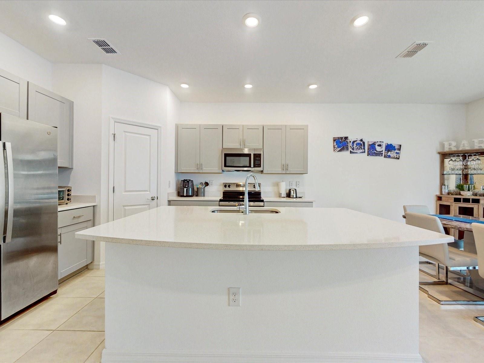 BELLA VITA PH 3 - Residential