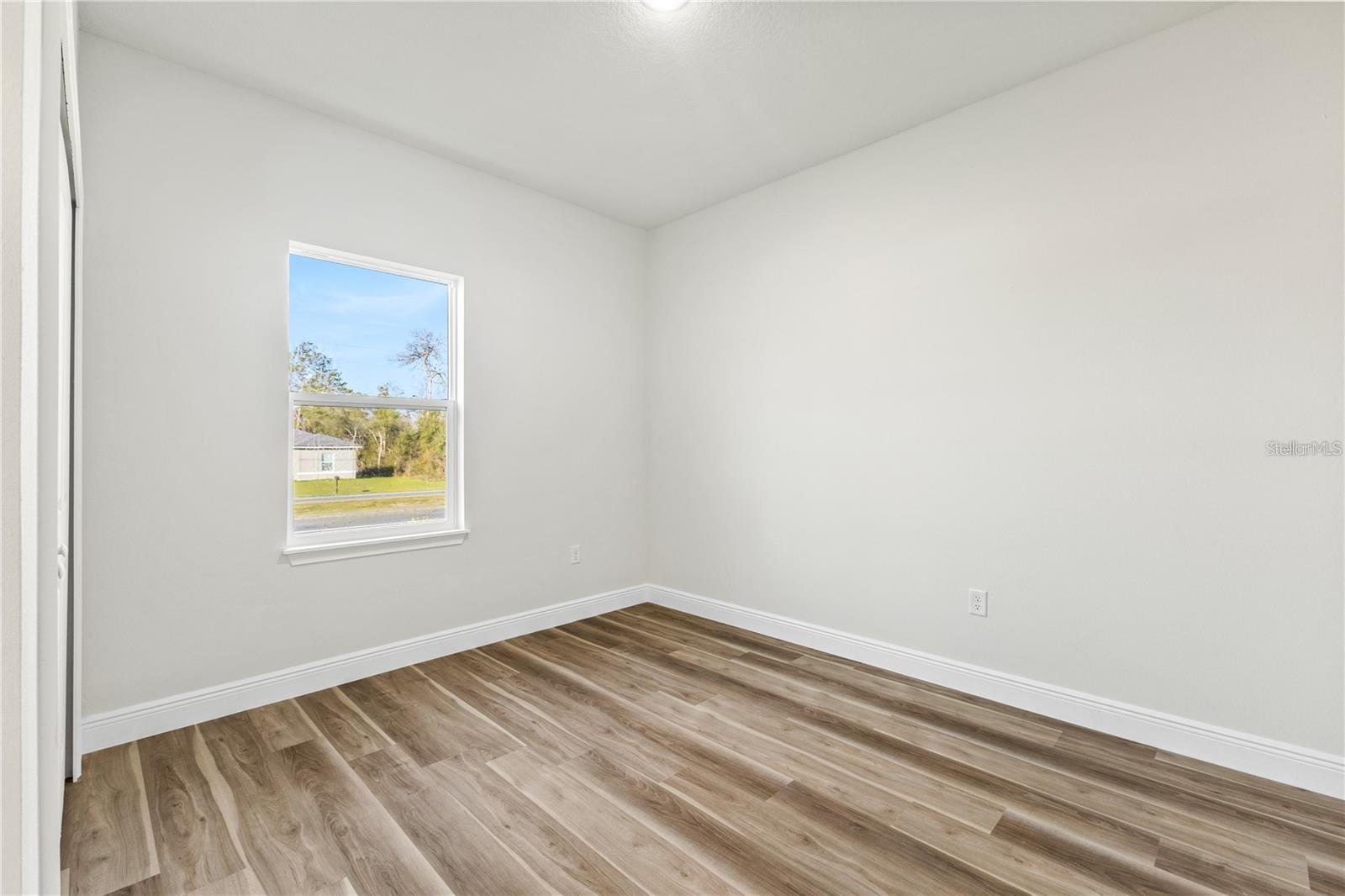 MARION OAKS UN 03 - Residential Lease