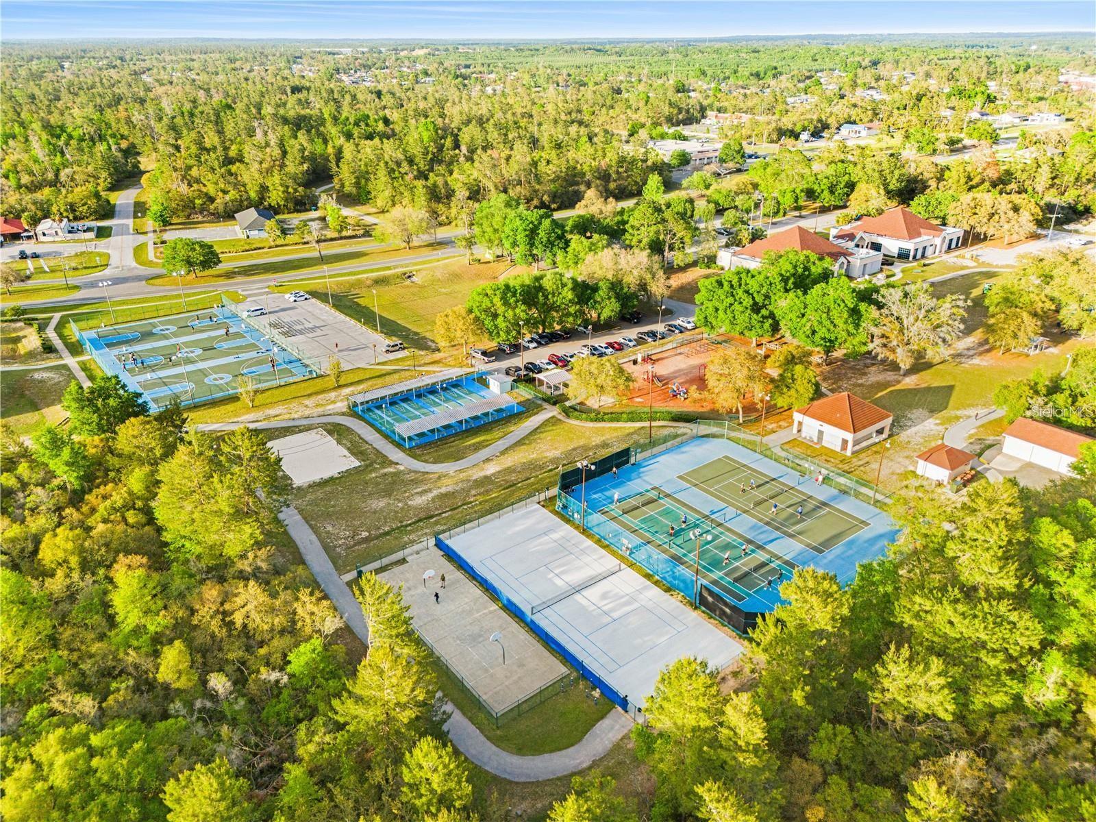 MARION OAKS UN 03 - Residential Lease