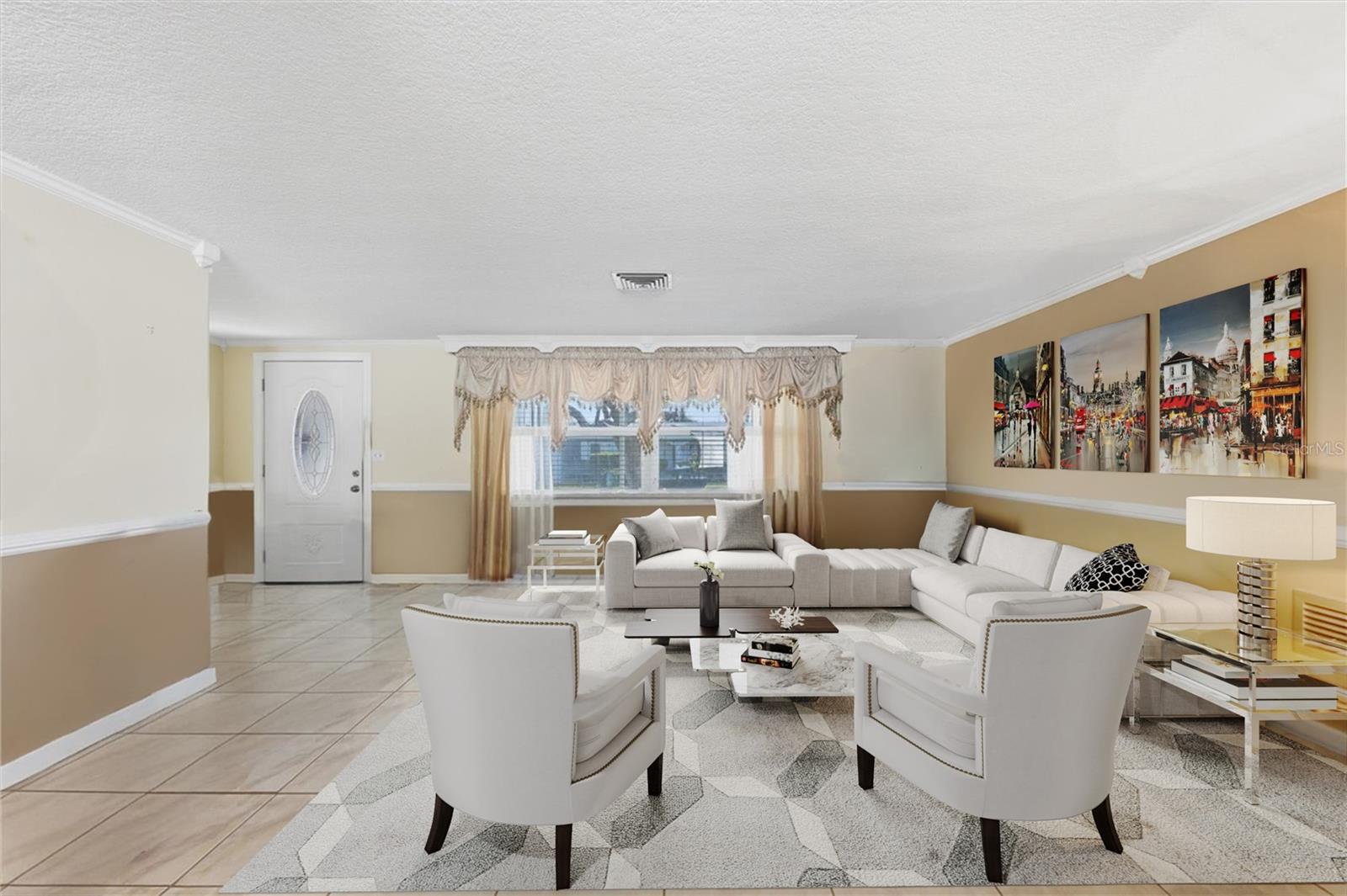 COLONIAL HILLS - Residential