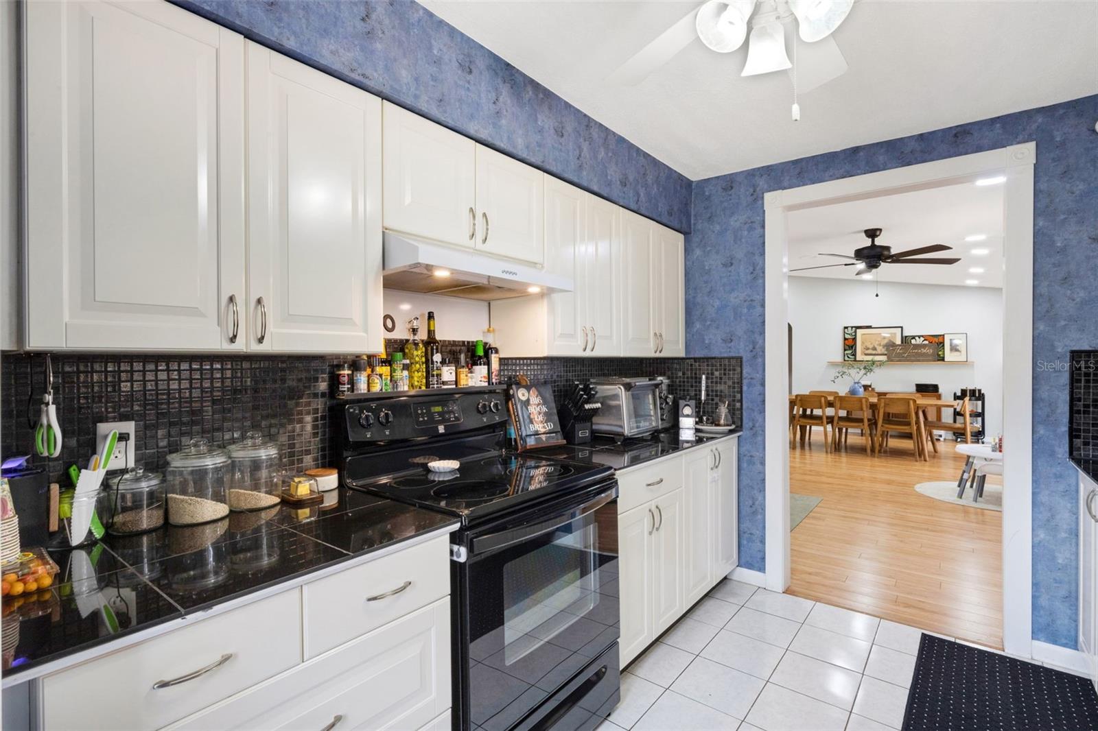 ROCHELLE GARDENS - Residential