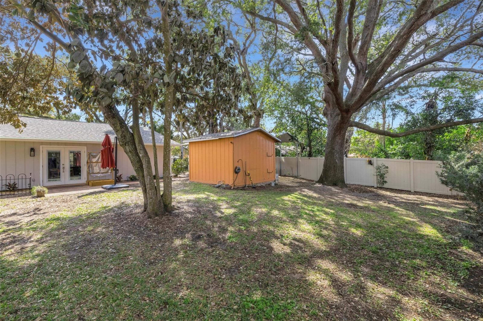 ROCHELLE GARDENS - Residential