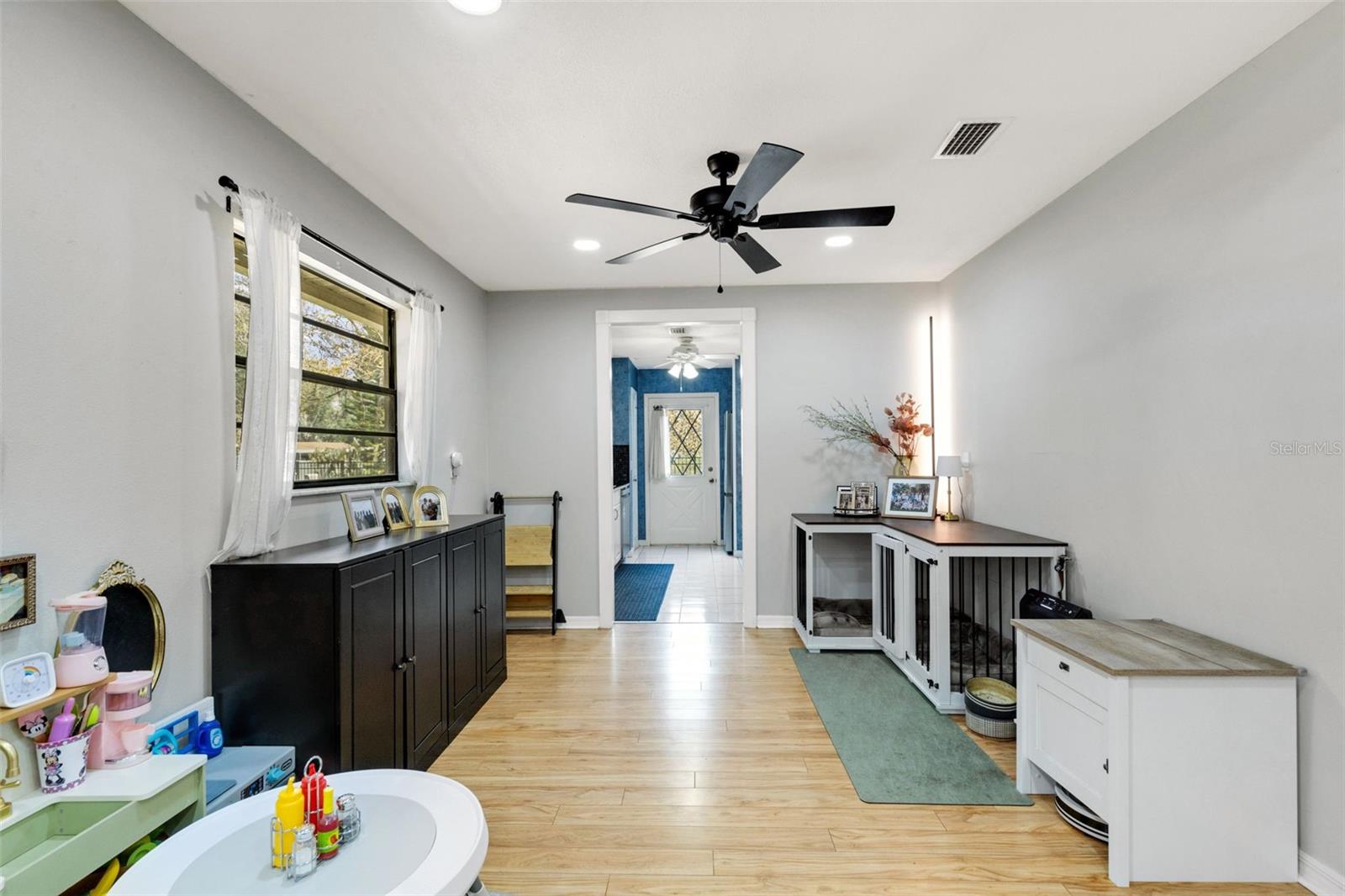 ROCHELLE GARDENS - Residential