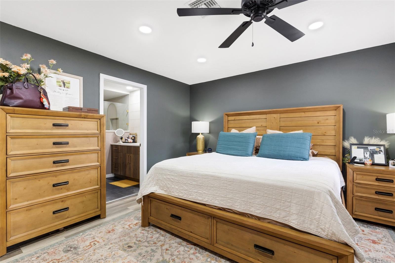 ROCHELLE GARDENS - Residential