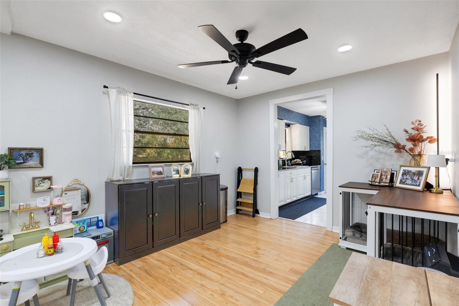 ROCHELLE GARDENS - Residential