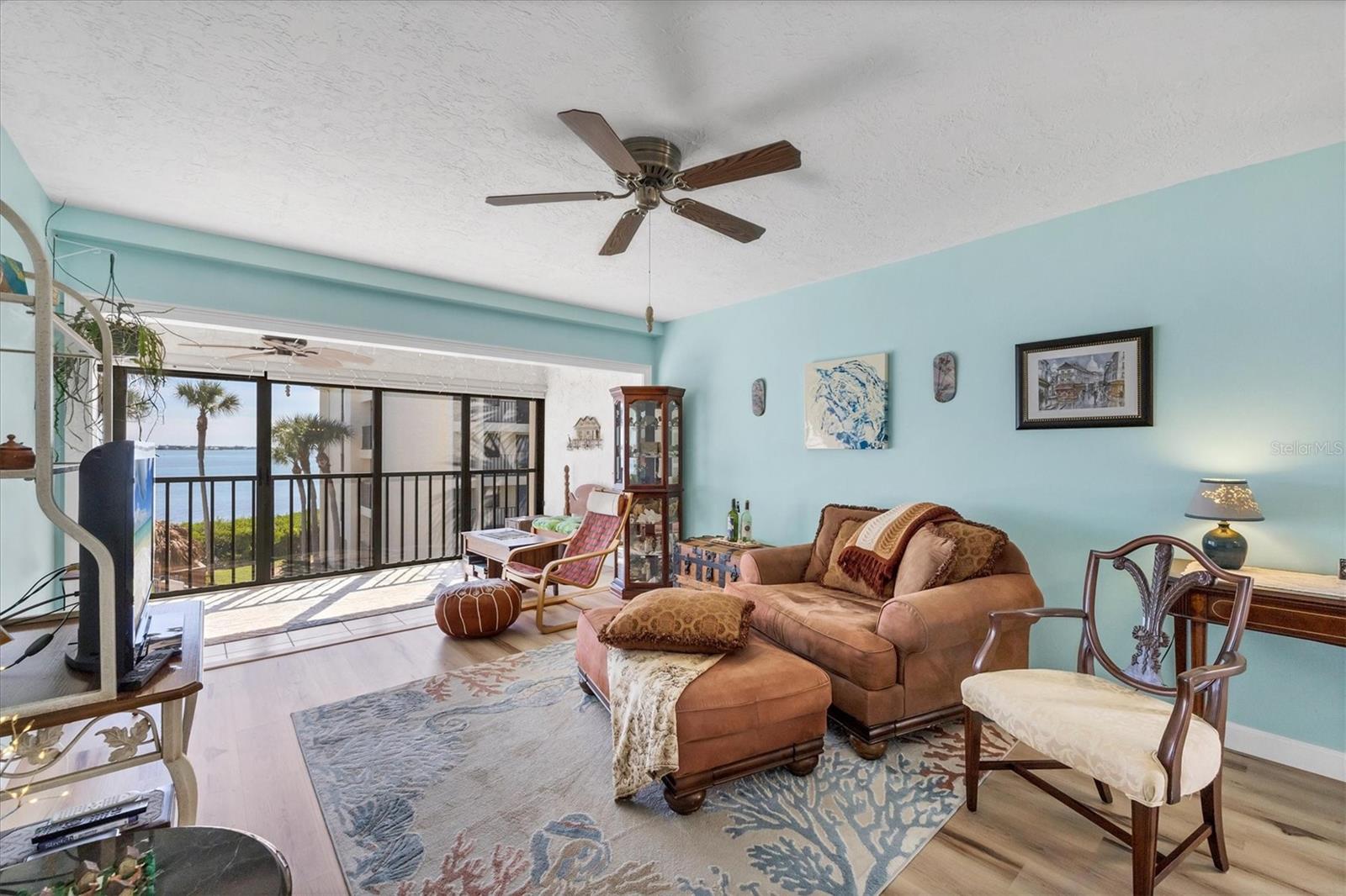 SANDPIPER KEY CONDO - Residential