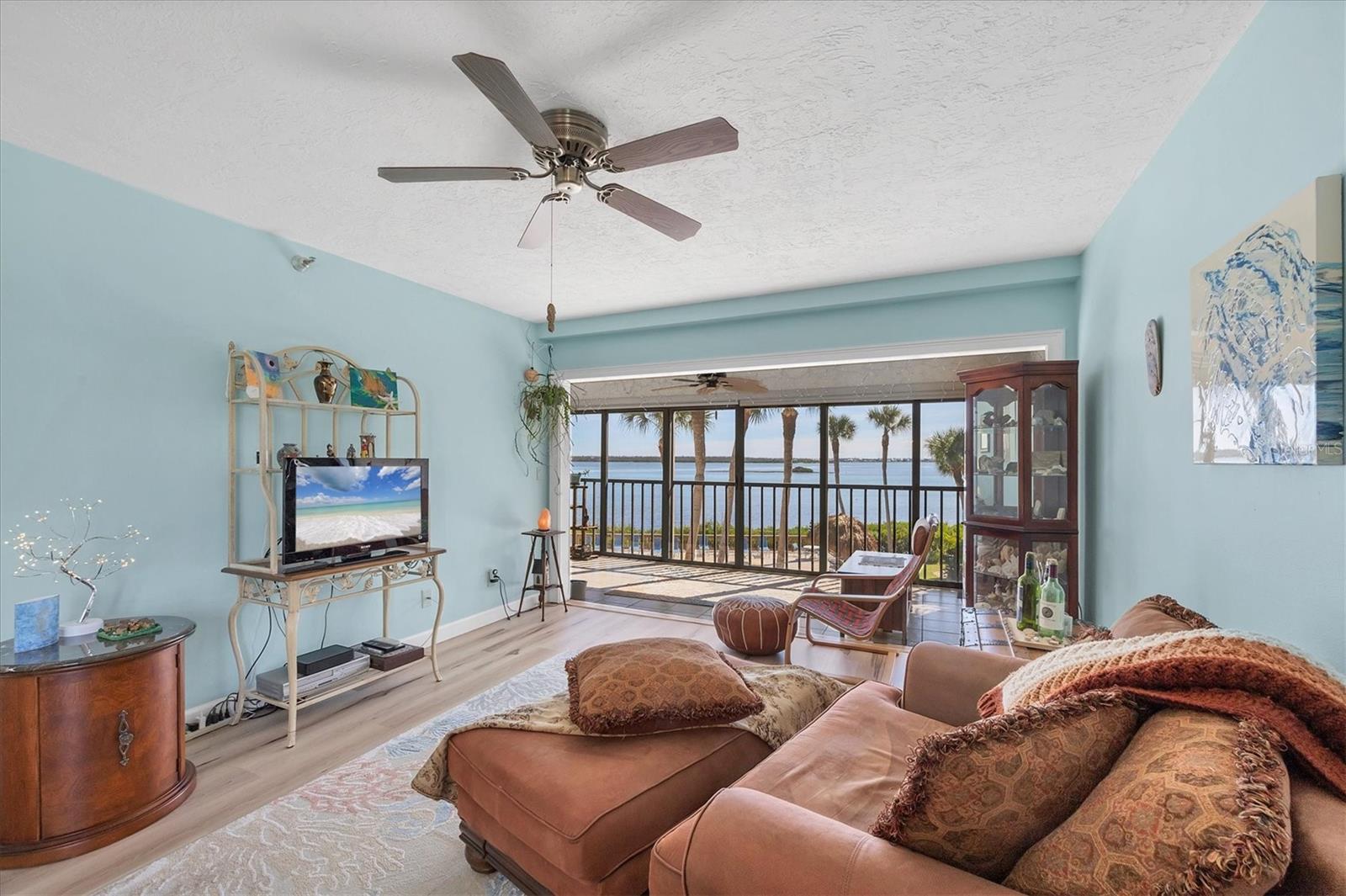 SANDPIPER KEY CONDO - Residential