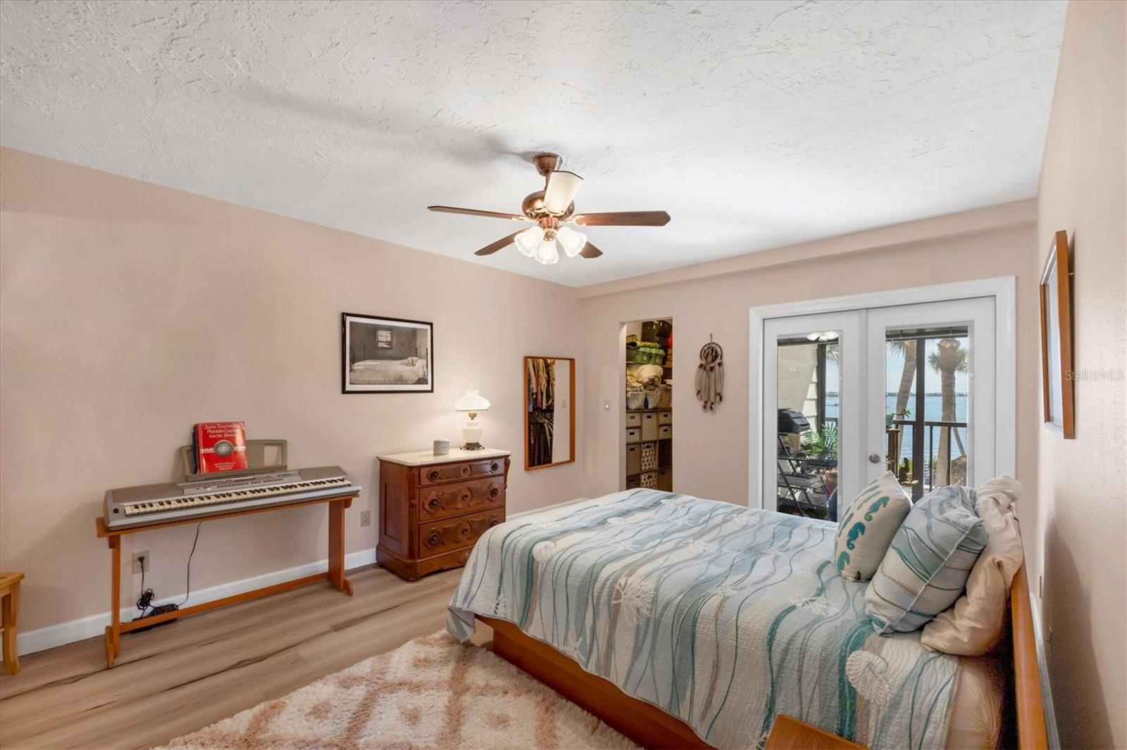 SANDPIPER KEY CONDO - Residential