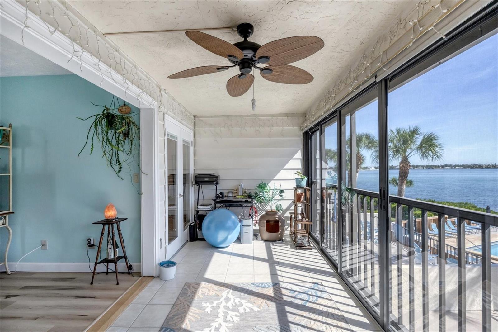 SANDPIPER KEY CONDO - Residential
