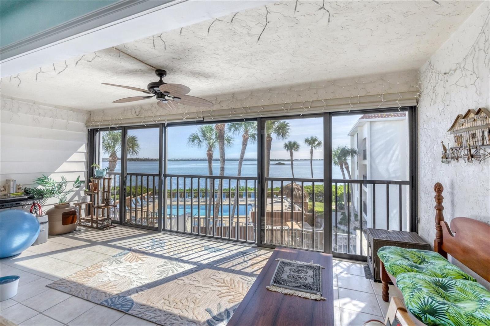 SANDPIPER KEY CONDO - Residential